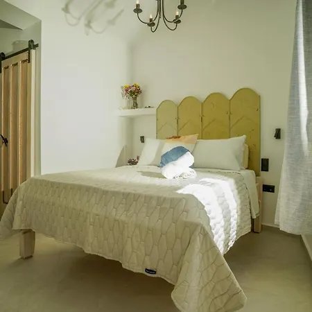 Seabed Mykonos 4*