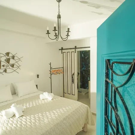 Seabed Mykonos Aparthotel 4*