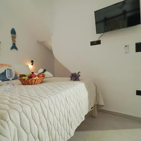 Seabed Mykonos Lägenhetshotell 4*