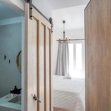 Apartahotel Seabed Mykonos 4*