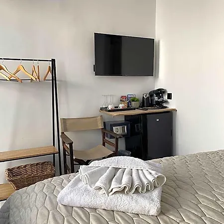 Seabed Mykonos Apartahotel 4*