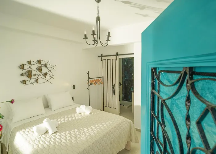 Seabed Mykonos Apartmanhotel 3*